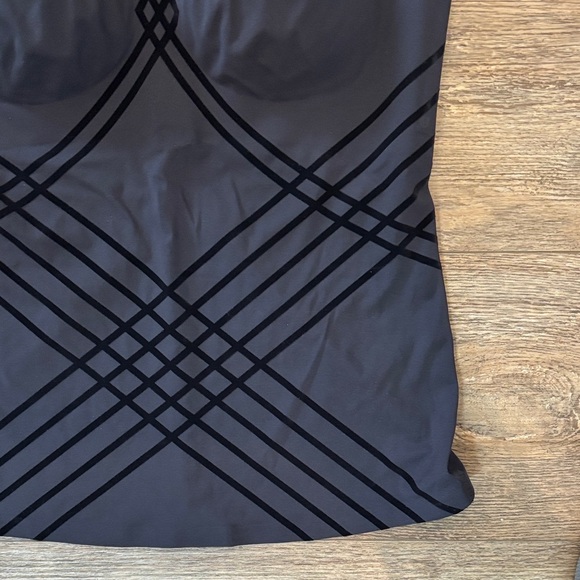 Honeylove Black Silhouette Cami Shapewear Women's Size 1X NWT - Picture 6 of 9